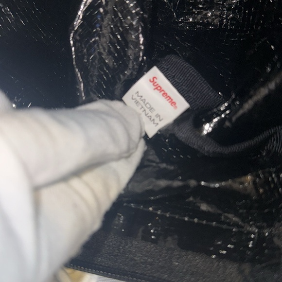 Supreme 2021 Bandanna Trap Side Bag EUC - Picture 7 of 11